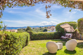 Amazing Sea View Flat with Swimming Pool!